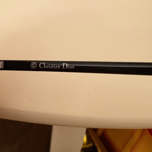 Dior Reflected Sunglasses - Picture 5 of 5